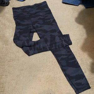 Athleta Elation 7/8 tight